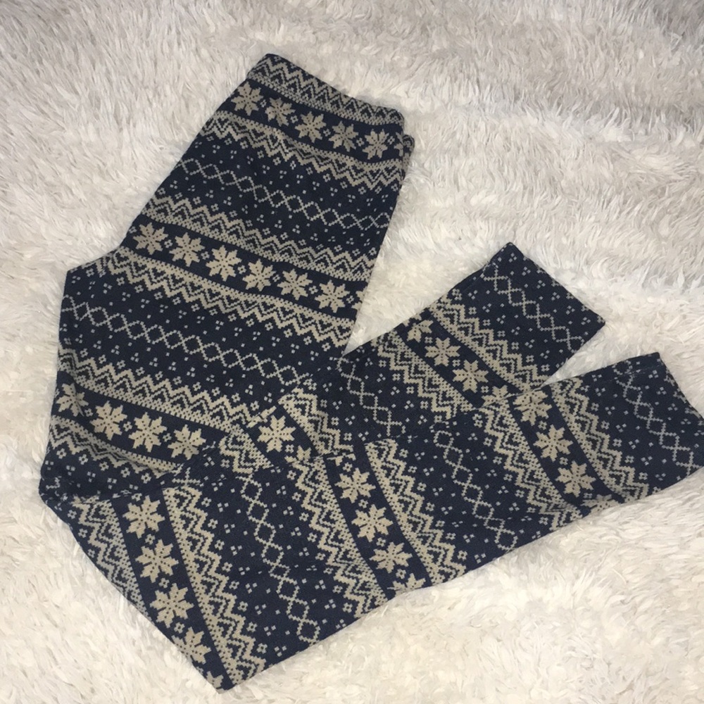 NWOT Sweater Leggings